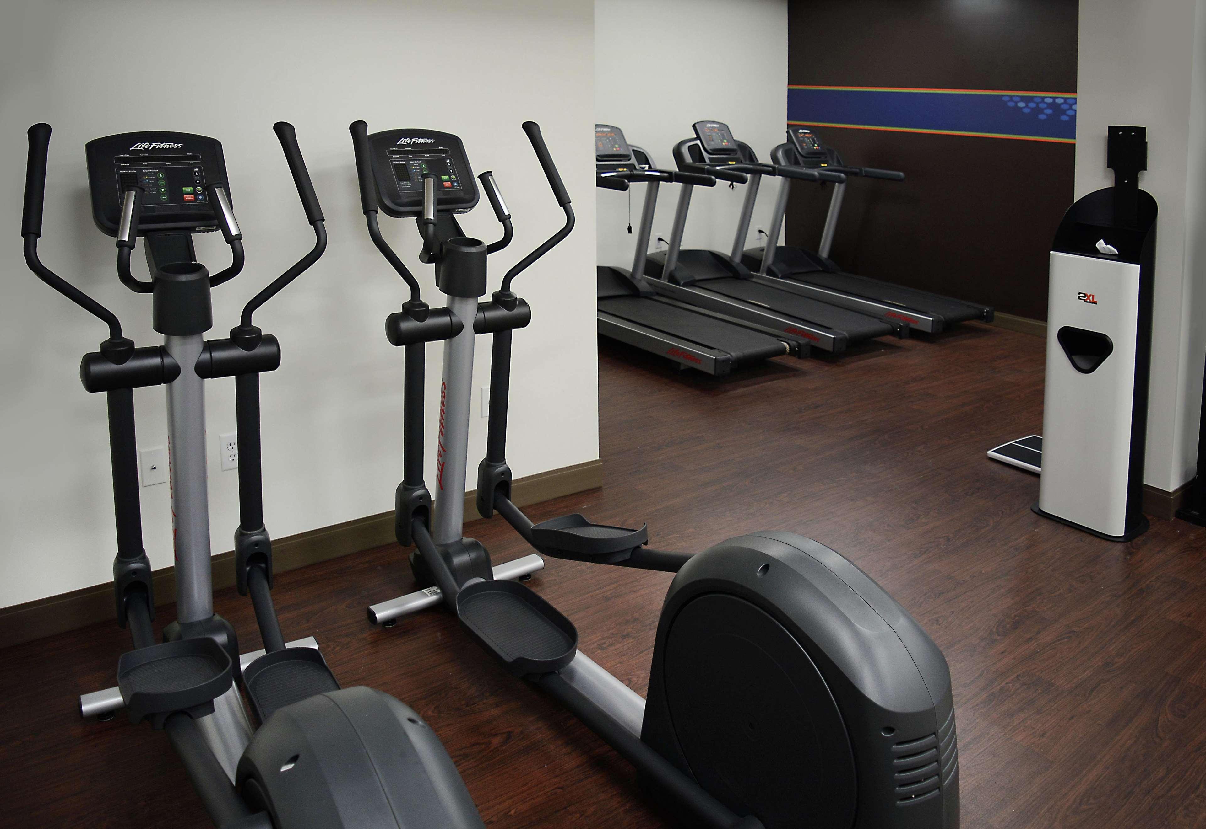 Hampton Inn & Suites Philadelphia/Media Екстериор снимка